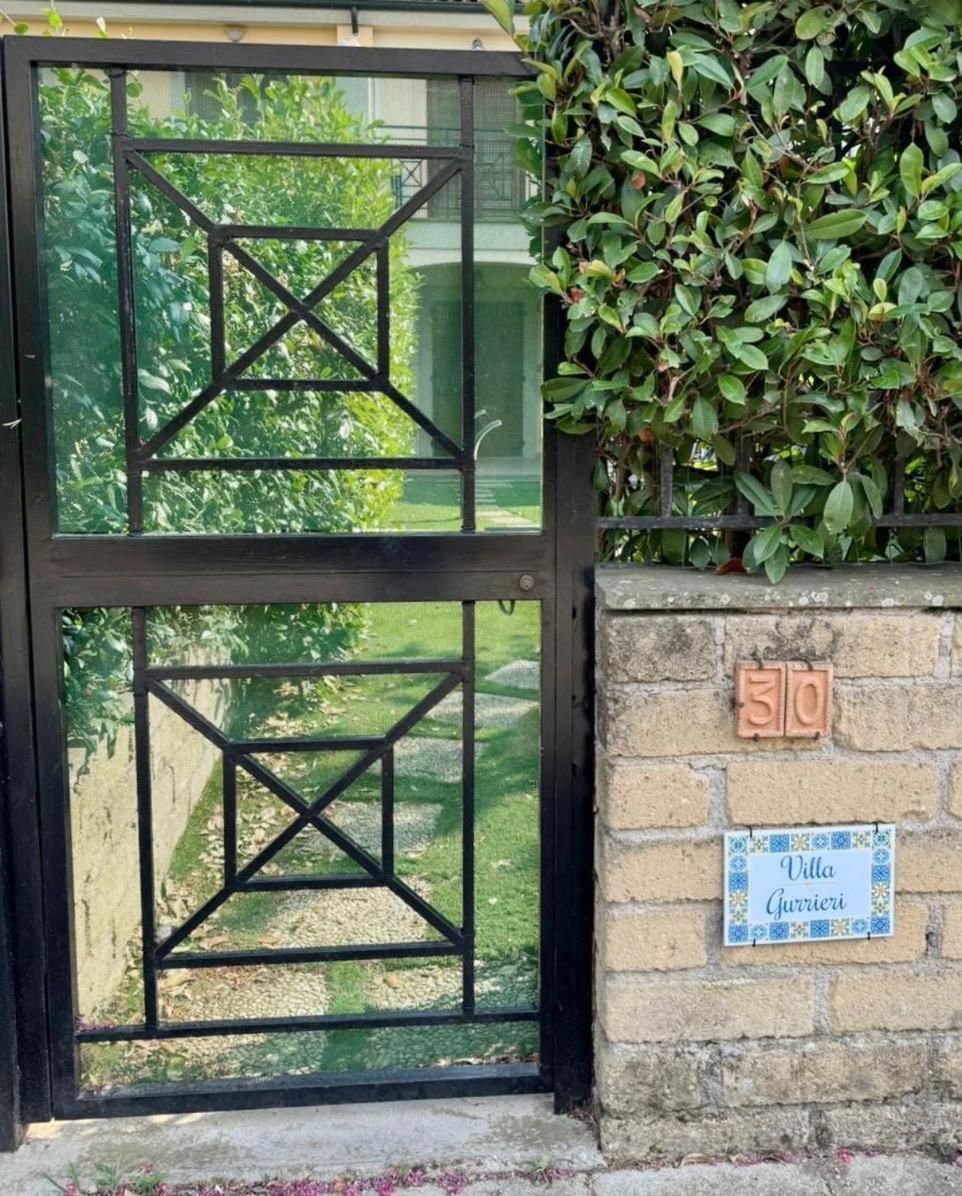 Villa Gurrieri ローマ エクステリア 写真